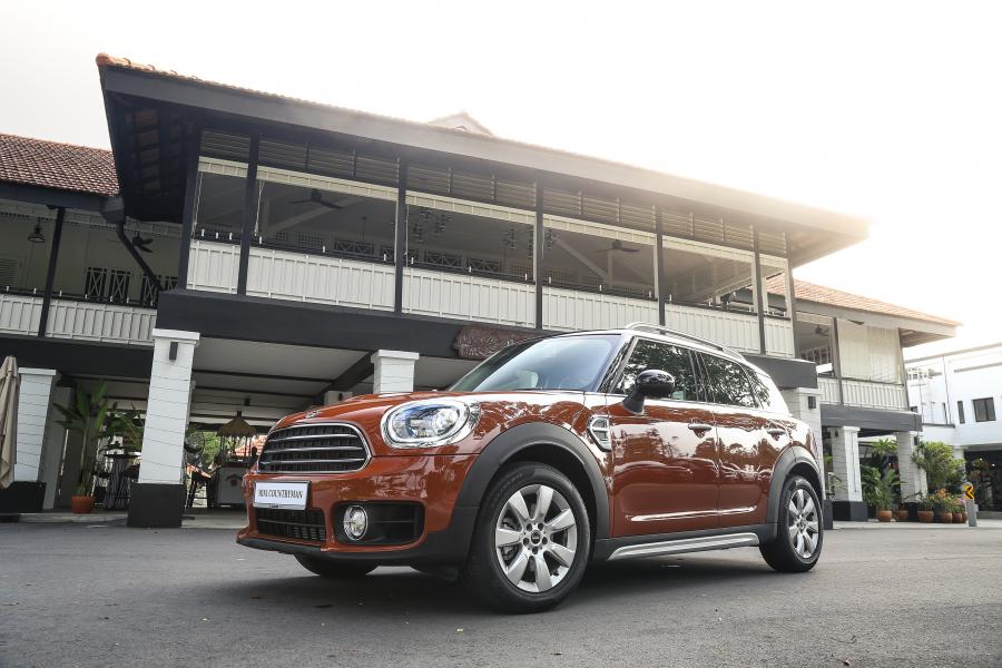  Mini Cooper Countryman 2017 года  (SG) (фото 1 из 8)